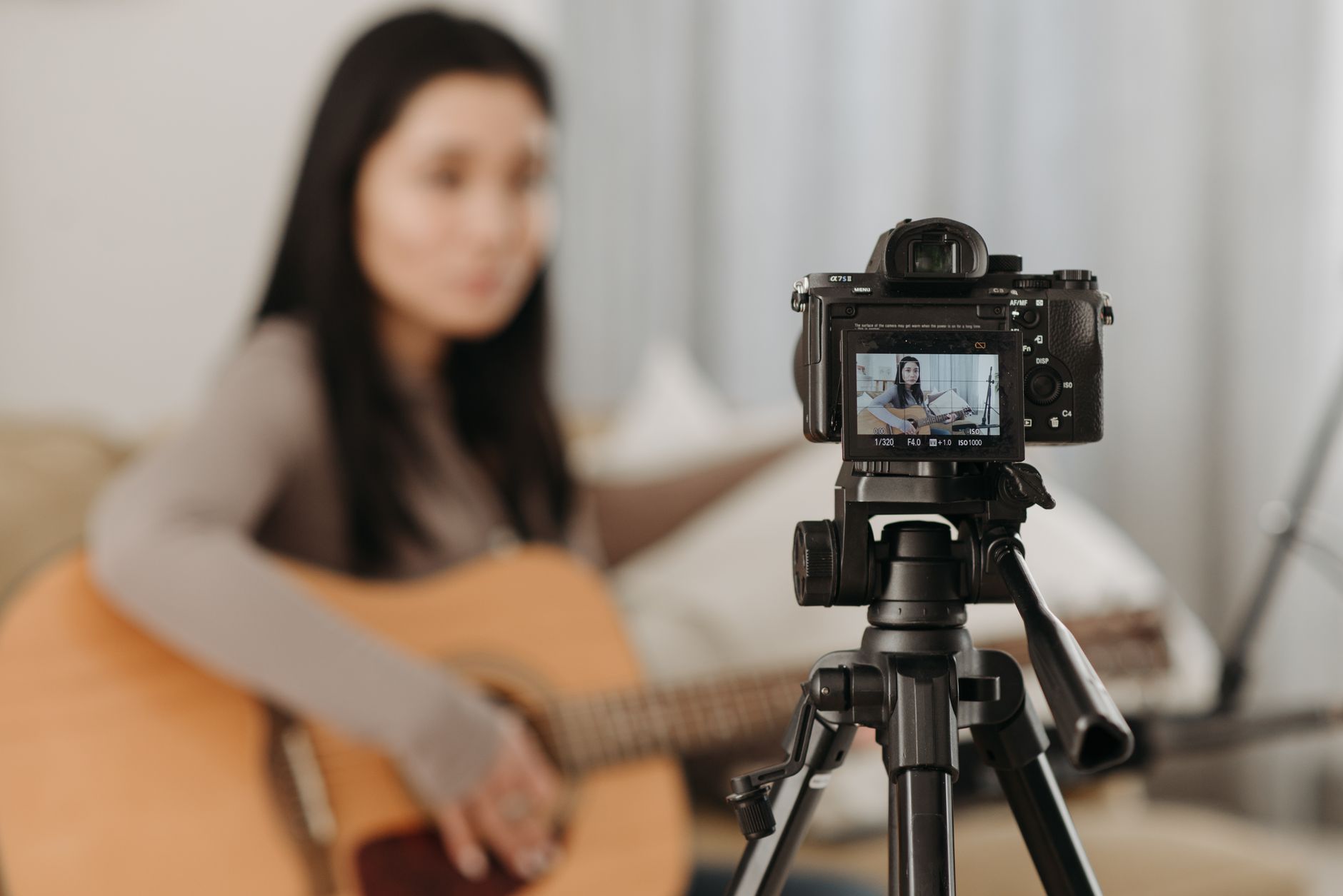 Content Creator Là Gì? Giải Mã Định Nghĩa - Content Creator Là Gì? Hành Trình Từ Tay Mơ Đến Người Kiến Tạo Nội Dung Chuy