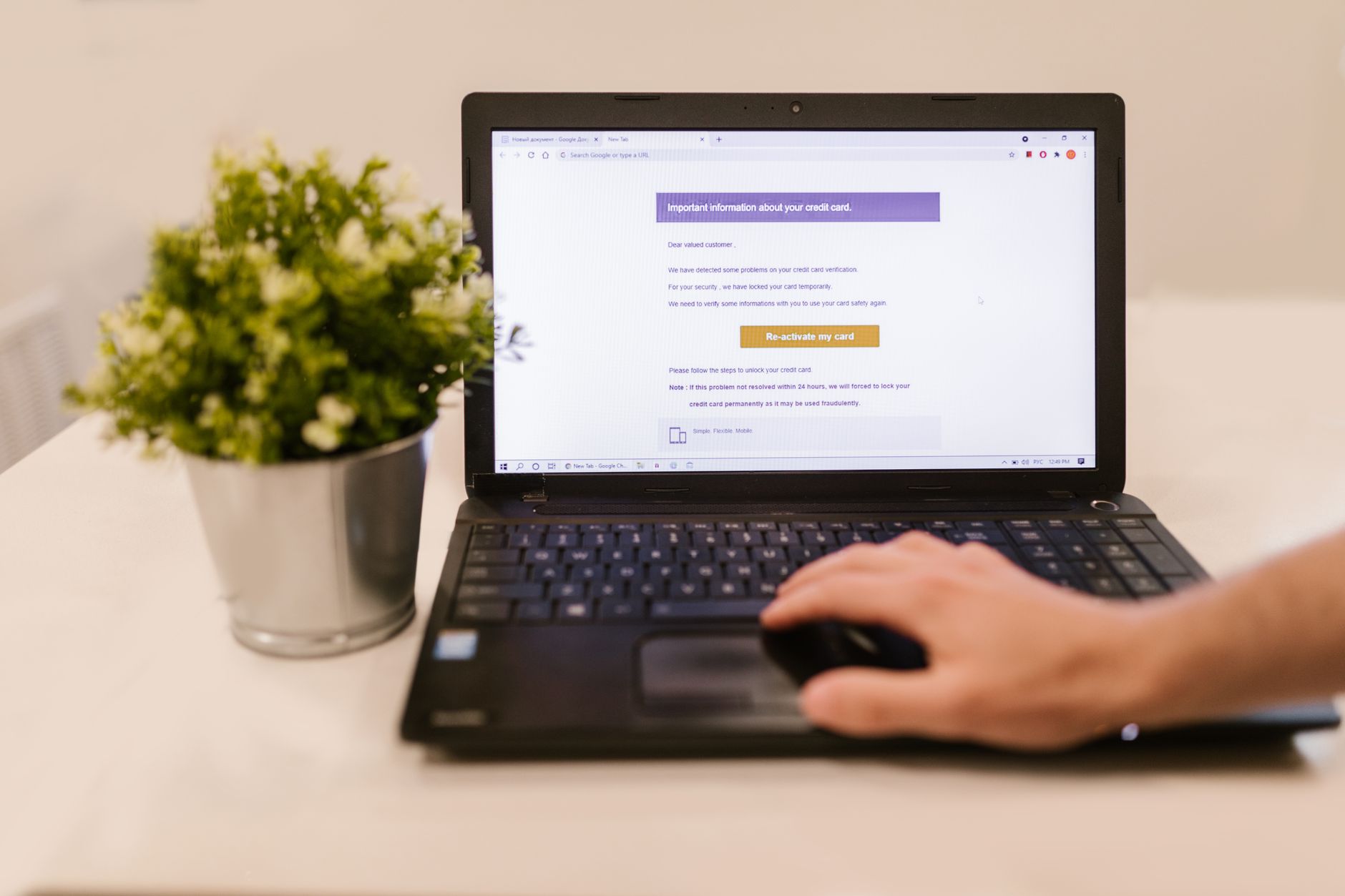 Bài Toán Của Phòng Khám Trước Khi Triển Khai Email Marketing - Email Marketing Cho Y Tế: Case Study Thực Tế Từ NgoiSaoMe