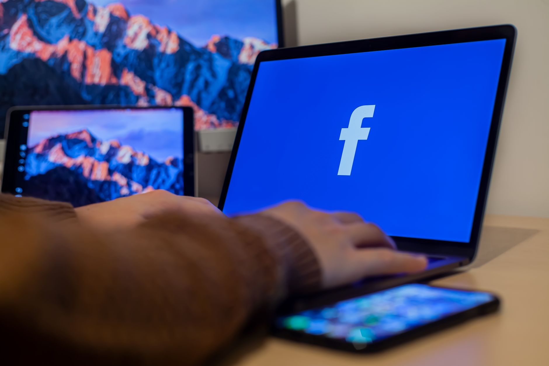 Vì Sao Facebook Ads Là "Mảnh Đất Màu Mỡ" Cho Ngành Giáo Dục? - Facebook Ads Cho Giáo Dục: Case Study Thực Tế Từ NgoiSaoM