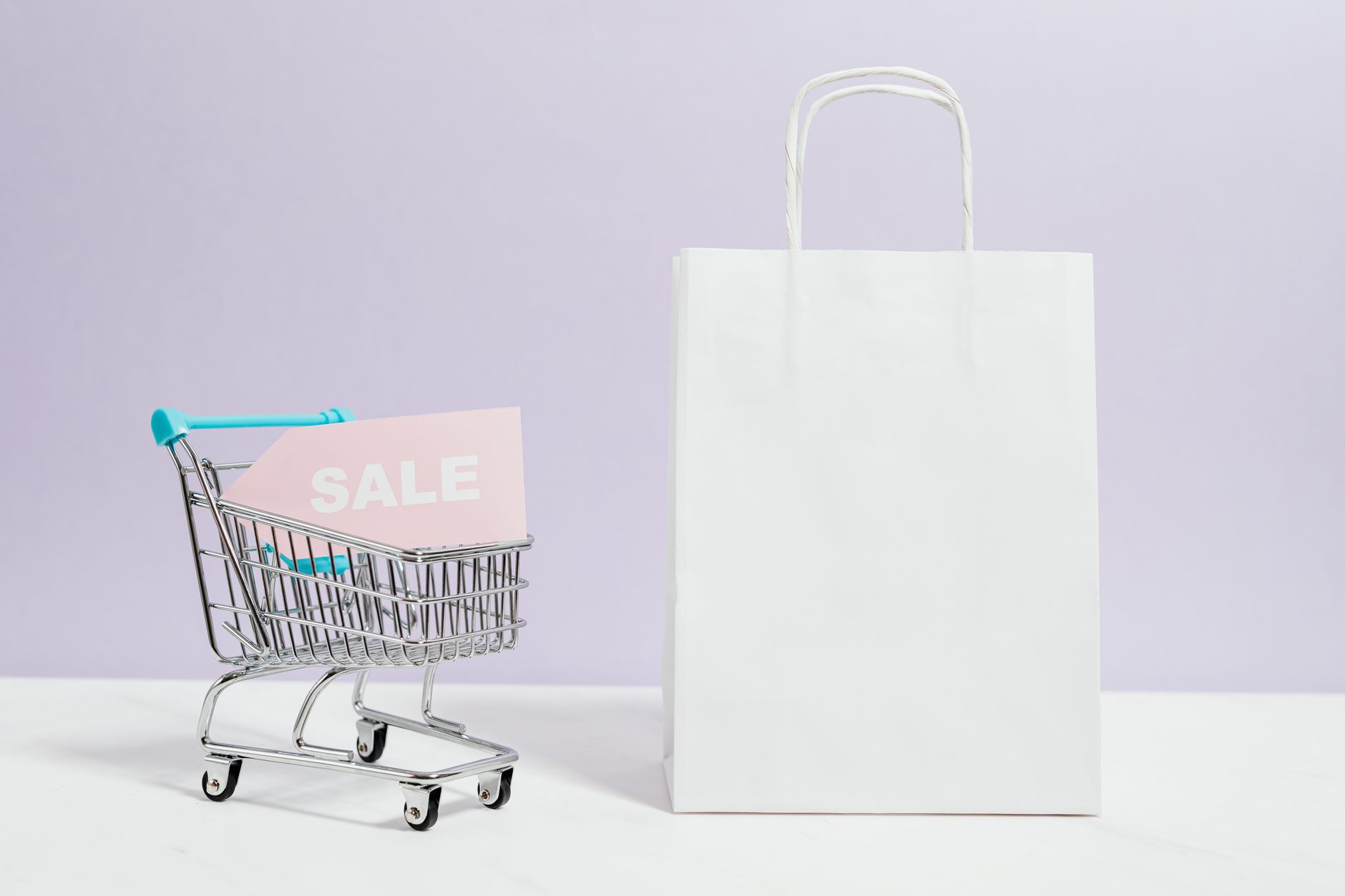 Retail Marketing Là Gì? Hiểu Đúng Để Làm Đúng - Retail Marketing Là Gì? Bí Quyết "Thống Trị" Ngành Bán Lẻ Năm 2025