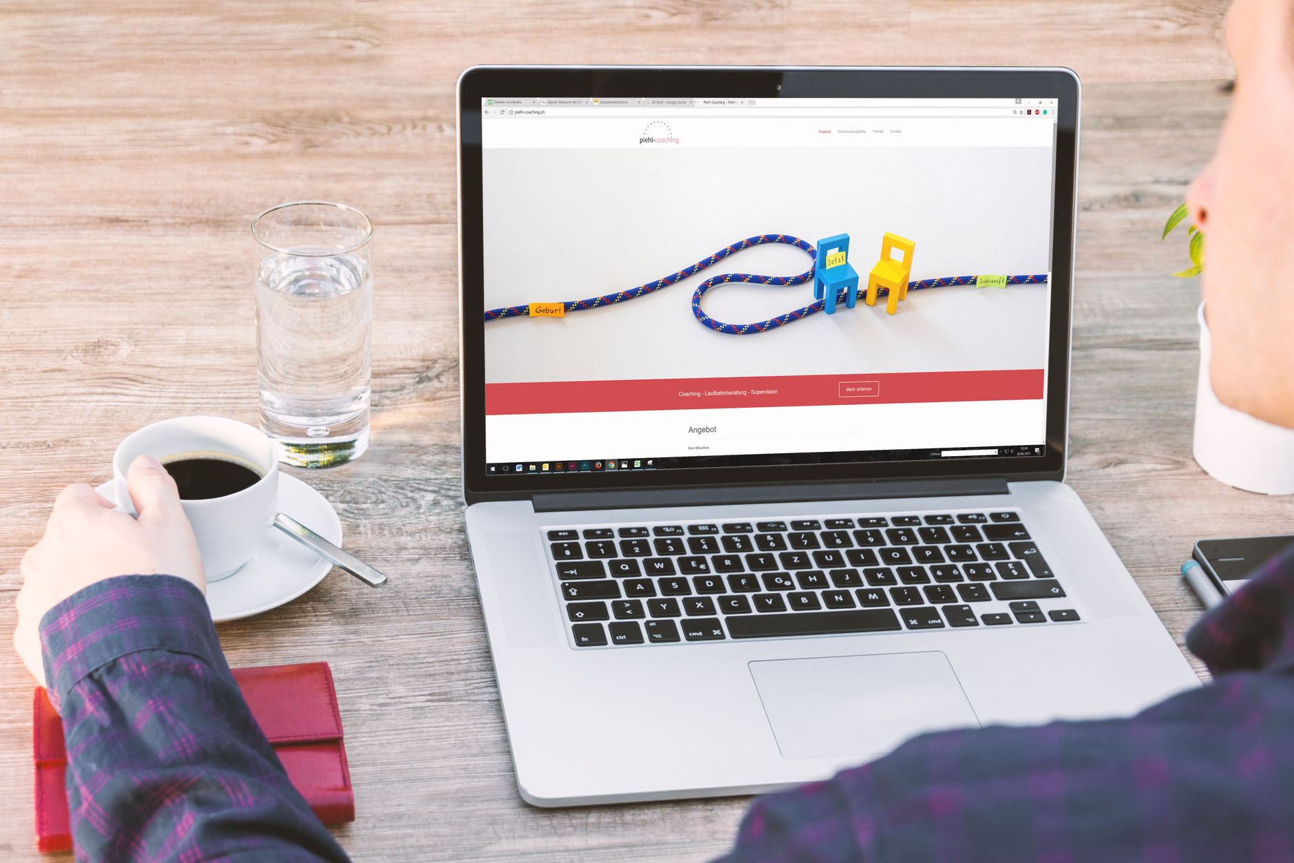 Tại sao Google Sites vẫn là lựa chọn "cứu cánh" cho người mới? - Từ Tạo Website Bằng Google Sites Đến Content Audit Bằng
