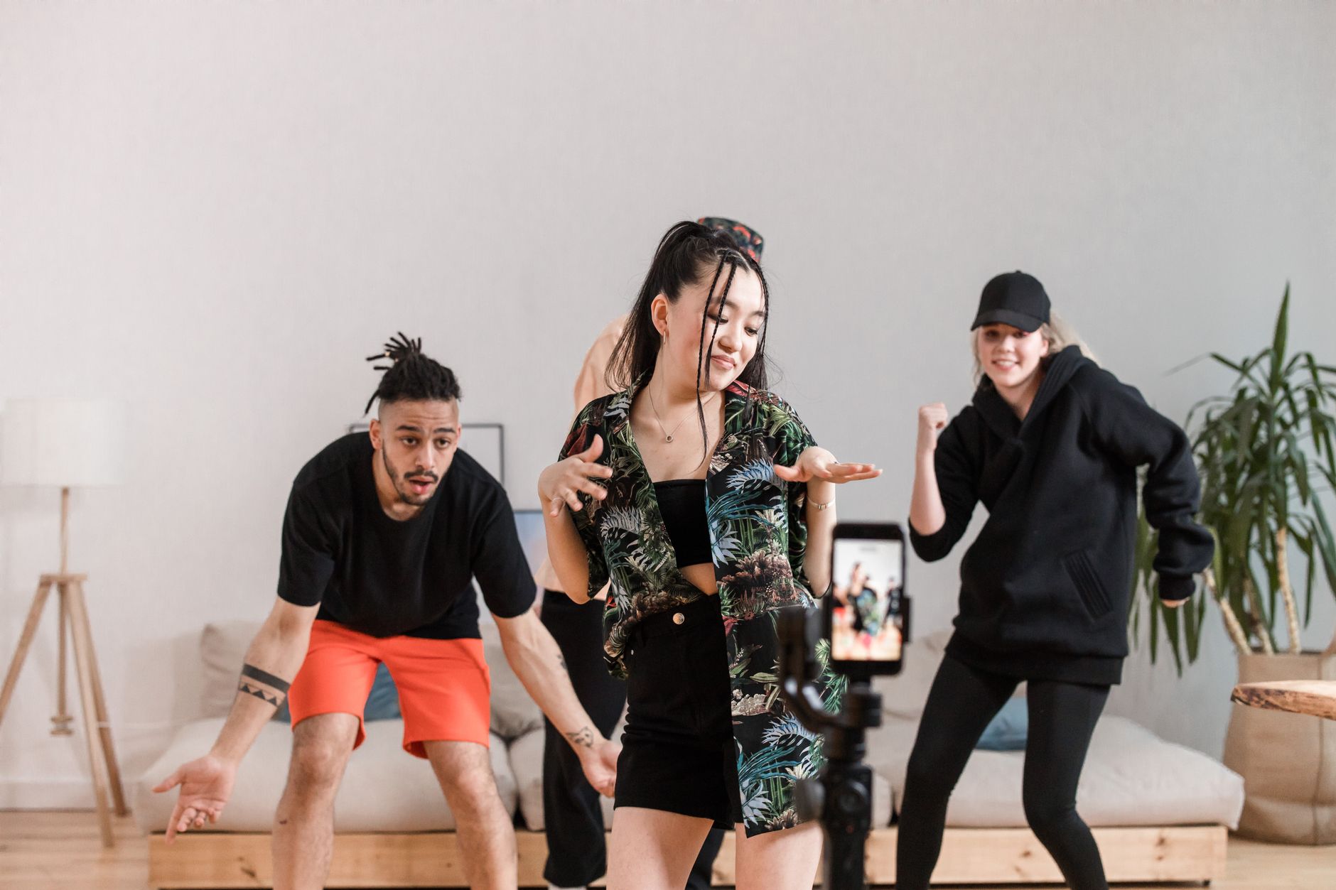 TikTok Shop Mall là gì? Có gì khác biệt so với shop thường? - Từ TikTok Shop Mall Là Gì, Điều Kiện Đăng Ký TikTok Shop M